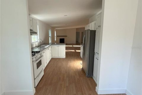 Apartment in Ocala, Florida 3 bedrooms, 156.08 sq.m. № 1870747 - photo 3