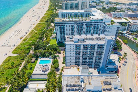 Condominio en alquiler en Miami Beach, Florida, 1 dormitorio, 95.69 m2 № 2339949 - foto 2