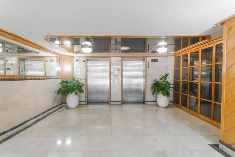 Condominio en alquiler en Miami Beach, Florida, 1 dormitorio, 95.69 m2 № 2339949 - foto 26