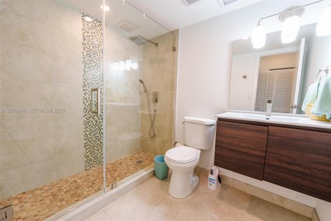 Condominio en alquiler en Miami Beach, Florida, 1 dormitorio, 95.69 m2 № 2339949 - foto 12