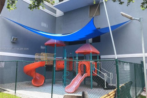 Copropriété à louer à Miami, Floride: 1 chambre, 63.64 m2 № 2024211 - photo 12