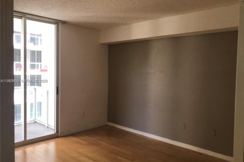 Copropriété à louer à Miami, Floride: 1 chambre, 63.64 m2 № 2024211 - photo 5