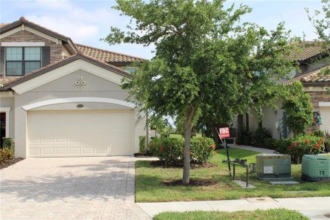 Condominio en alquiler en Bradenton, Florida, 3 dormitorios, 165.92 m2 № 1647740 - foto 2