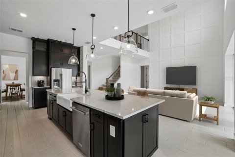 Villa ou maison à vendre à Zephyrhills, Floride: 4 chambres, 396.88 m2 № 2215346 - photo 2