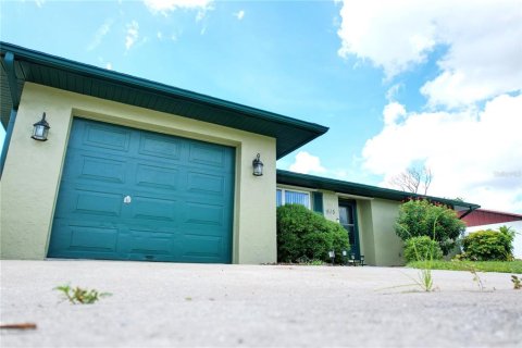 Villa ou maison à vendre à Port Charlotte, Floride: 2 chambres, 104.89 m2 № 2157482 - photo 28