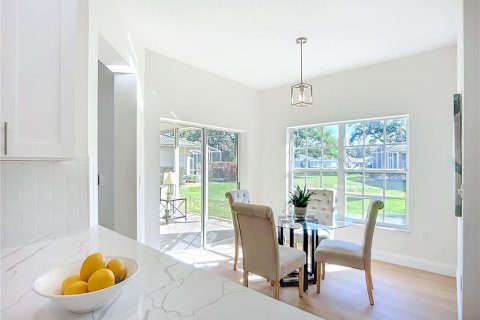 House in Sarasota, Florida 3 bedrooms, 204.85 sq.m. № 2218009 - photo 12