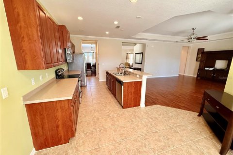 Villa ou maison à louer à Bradenton, Floride: 3 chambres, 214.7 m2 № 2388303 - photo 12