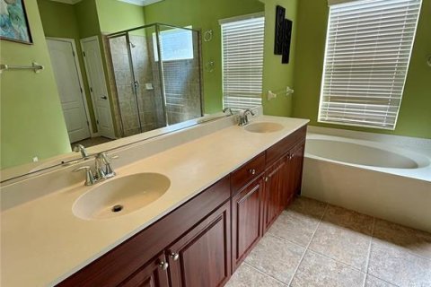 Villa ou maison à louer à Bradenton, Floride: 3 chambres, 214.7 m2 № 2388303 - photo 28