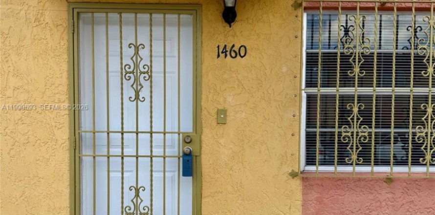 Condo à Hialeah, Floride, 2 chambres  № 2067199