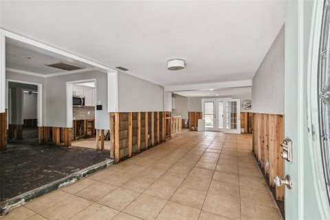 House in Tampa, Florida 4 bedrooms, 178 sq.m. № 1788066 - photo 9