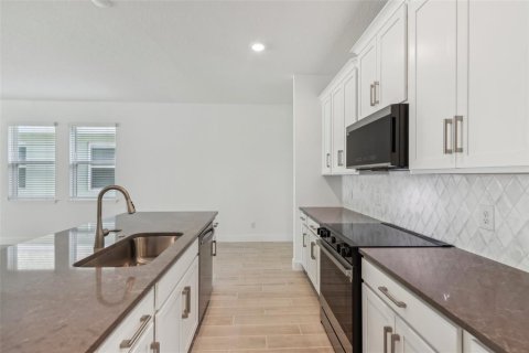 Casa en venta en Orlando, Florida, 3 dormitorios, 180.42 m2 № 1510196 - foto 8