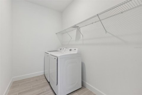 Casa en venta en Orlando, Florida, 3 dormitorios, 180.42 m2 № 1510196 - foto 18