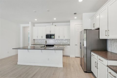 Casa en venta en Orlando, Florida, 3 dormitorios, 180.42 m2 № 1510196 - foto 9