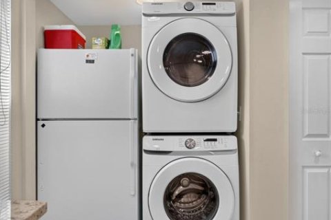 Купить кондоминиум в Сарасота, Флорида 8 комнат, 102.29м2, № 2423890 - фото 26