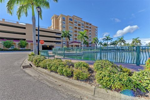 Condo in Bradenton, Florida, 2 bedrooms  № 1536929 - photo 30
