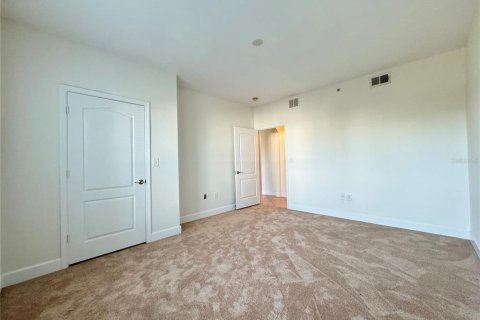 Condo in Bradenton, Florida, 2 bedrooms  № 1536929 - photo 25