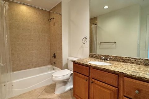Condo in Bradenton, Florida, 2 bedrooms  № 1536929 - photo 27