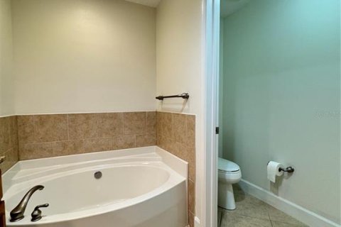 Condo in Bradenton, Florida, 2 bedrooms  № 1536929 - photo 21
