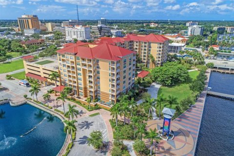 Condo in Bradenton, Florida, 2 bedrooms  № 1536929 - photo 29