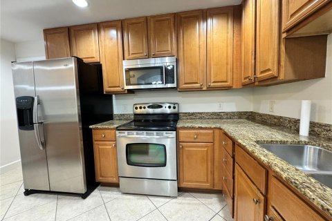 Condo in Bradenton, Florida, 2 bedrooms  № 1536929 - photo 5