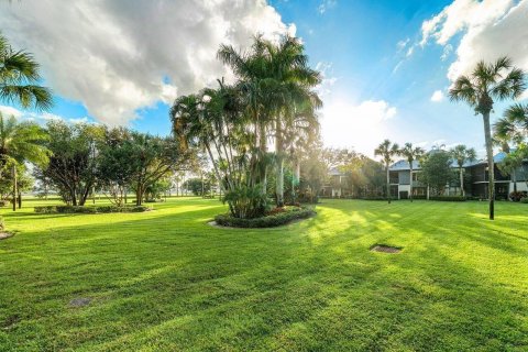 Condo in Wellington, Florida, 3 bedrooms  № 1059973 - photo 1