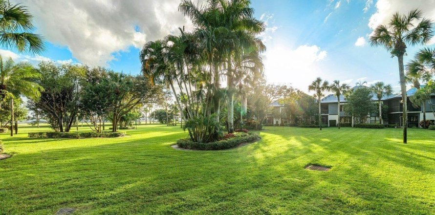 Condominio en Wellington, Florida, 3 dormitorios № 1059973