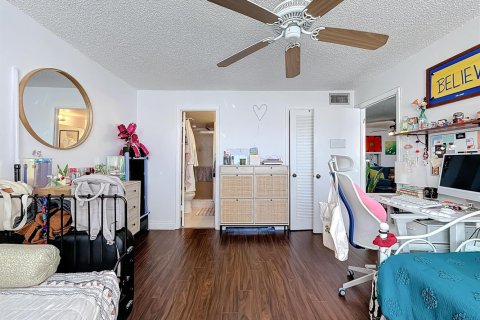 Copropriété à vendre à Sunrise, Floride: 2 chambres, 78.97 m2 № 2254318 - photo 19