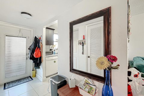 Copropriété à vendre à Sunrise, Floride: 2 chambres, 78.97 m2 № 2254318 - photo 8