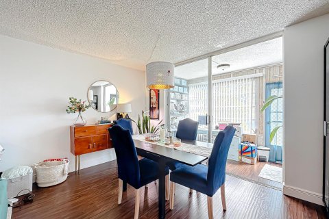 Copropriété à vendre à Sunrise, Floride: 2 chambres, 78.97 m2 № 2254318 - photo 12