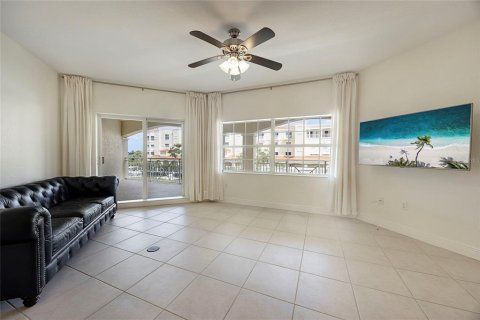 Condo in Osprey, Florida, 3 bedrooms  № 2230622 - photo 7