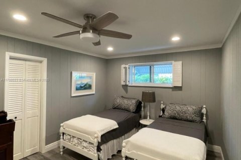 Снять в аренду виллу или дом в Холливуд, Флорида 3 спальни, 177.26м2, № 1959440 - фото 21