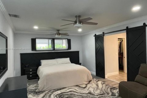 Снять в аренду виллу или дом в Холливуд, Флорида 3 спальни, 177.26м2, № 1959440 - фото 17