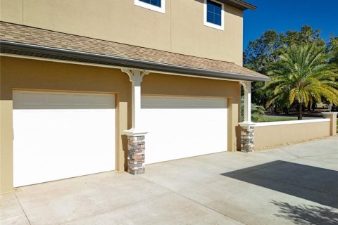 Villa ou maison à louer à Umatilla, Floride: 4 chambres, 364.83 m2 № 1916848 - photo 9