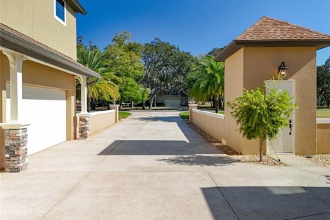 Villa ou maison à louer à Umatilla, Floride: 4 chambres, 364.83 m2 № 1916848 - photo 7
