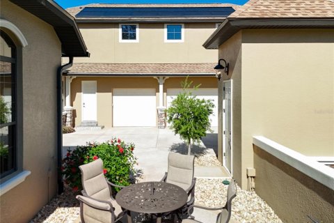 Villa ou maison à louer à Umatilla, Floride: 4 chambres, 364.83 m2 № 1916848 - photo 5