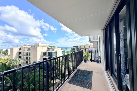 Copropriété à louer à Hollywood, Floride: 2 chambres, 102.19 m2 № 2389999 - photo 15