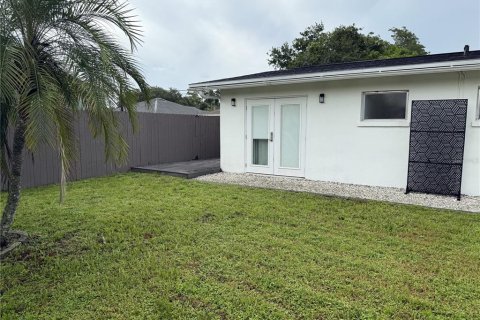 Villa ou maison à vendre à Sarasota, Floride: 4 chambres, 193.7 m2 № 2144663 - photo 3