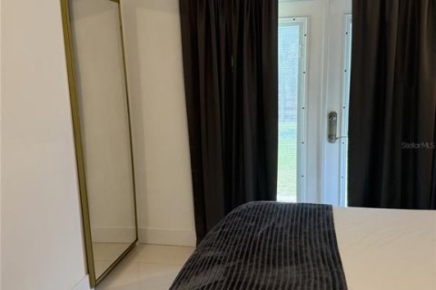 Villa ou maison à vendre à Sarasota, Floride: 4 chambres, 193.7 m2 № 2144663 - photo 11
