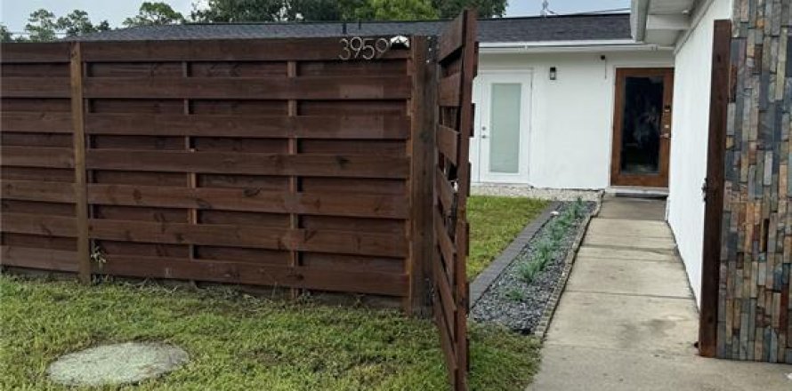 Villa ou maison à Sarasota, Floride 4 chambres, 193.7 m2 № 2144663