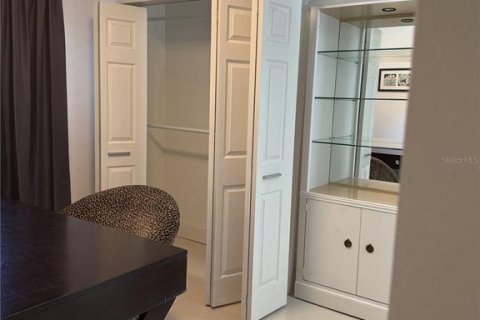 Villa ou maison à vendre à Sarasota, Floride: 4 chambres, 193.7 m2 № 2144663 - photo 14