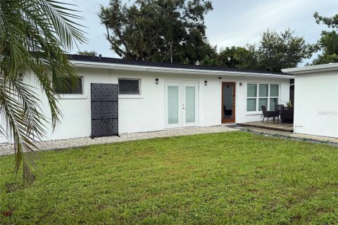 Villa ou maison à vendre à Sarasota, Floride: 4 chambres, 193.7 m2 № 2144663 - photo 2