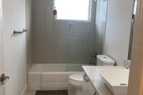 Villa ou maison à vendre à Sarasota, Floride: 4 chambres, 193.7 m2 № 2144663 - photo 15