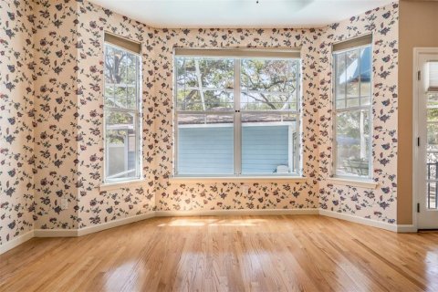 House in Tampa, Florida 3 bedrooms, 253.07 sq.m. № 1736761 - photo 8
