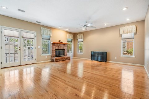 House in Tampa, Florida 3 bedrooms, 253.07 sq.m. № 1736761 - photo 11