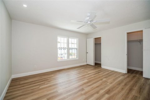 Townhouse in Palm Bay, Florida 2 bedrooms, 120.03 sq.m. № 1562395 - photo 19