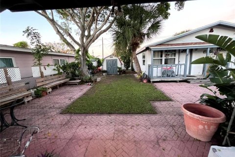 Terreno en venta en Madeira Beach, Florida № 1534195 - foto 3