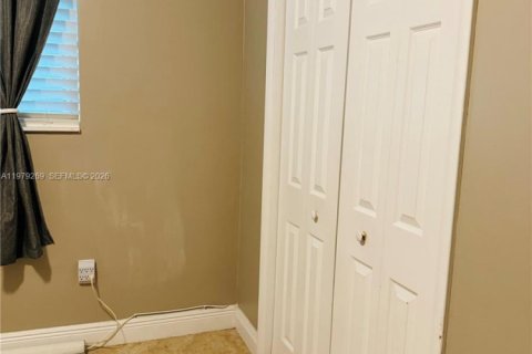 Villa ou maison à vendre à Miami, Floride: 3 chambres, 132.11 m2 № 2044649 - photo 21