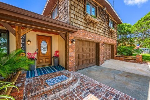 Villa ou maison à vendre à Clearwater, Floride: 4 chambres, 239.97 m2 № 2403335 - photo 4
