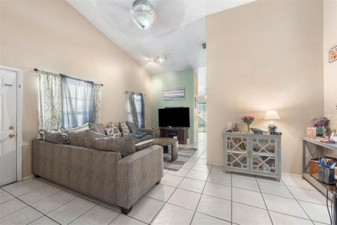 Propiedad comercial en venta en Orlando, Florida, 4 dormitorios, 198.44 m2 № 1543874 - foto 5