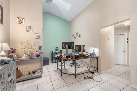 Propiedad comercial en venta en Orlando, Florida, 4 dormitorios, 198.44 m2 № 1543874 - foto 6